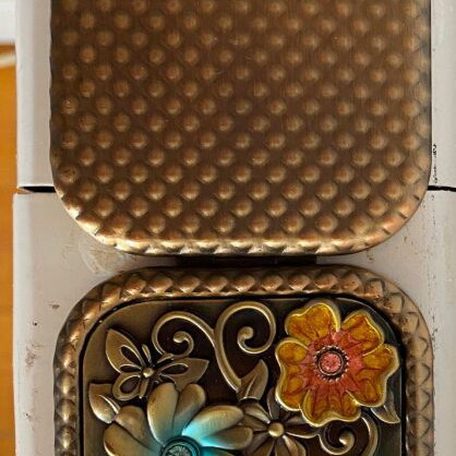 Portable mirror with copper case and enamelled lid, new