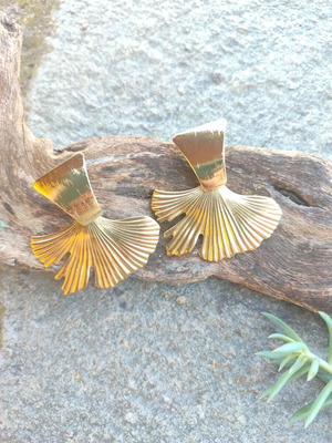 Earrings new, brass and stainless steel, stud