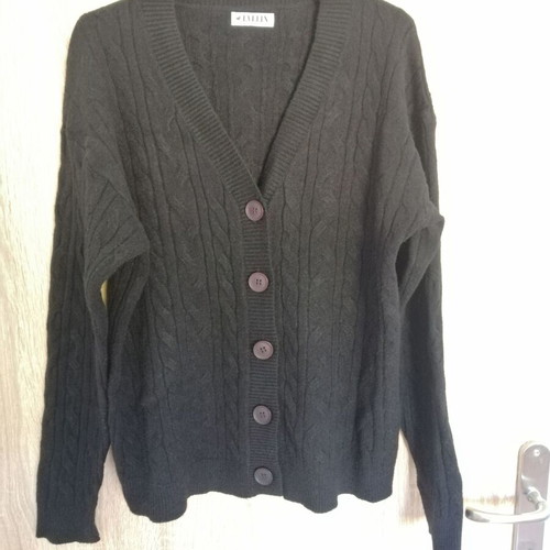 Oversize cardigan size S-M black new, very soft