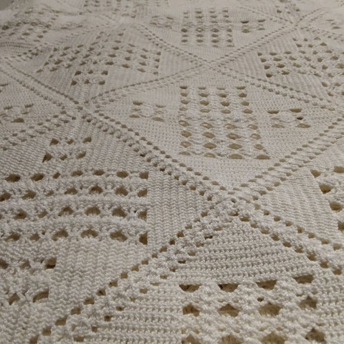 Handmade oversized knitted blanket ivory color 2.20x2.76
