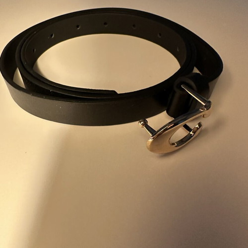 Belt black with gold buckle