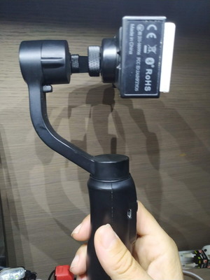 Σταθεροποιητής κινητού 3 axis Gimbal Zhiyun Smooth Q σαν καινούργιος με θήκη