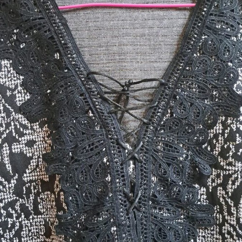 Benissimo dress with lace like new, size M, black and white