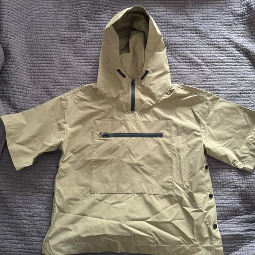 Zara kids waterproof jacket like new, size 4-5