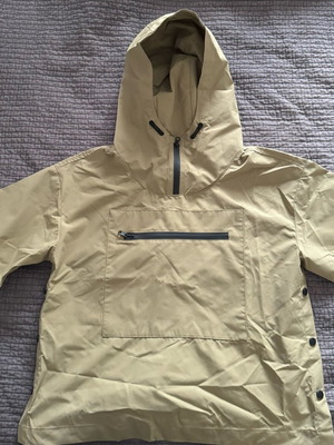 Zara kids waterproof jacket like new, size 4-5