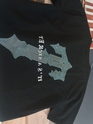 T shirt black size XXL new