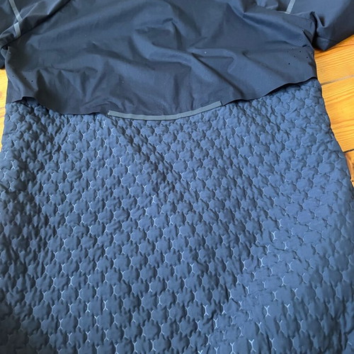 Compressport Winter Insulated Jacket S like new, black