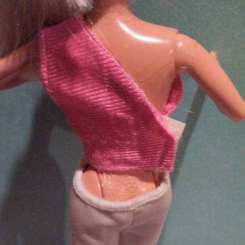 Barbie vintage doll blue eyes used with eyebrow defect
