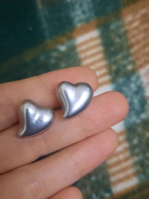 Heart earrings used with matte silver finish