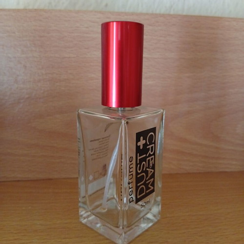 Glass perfume bottle 50 ml