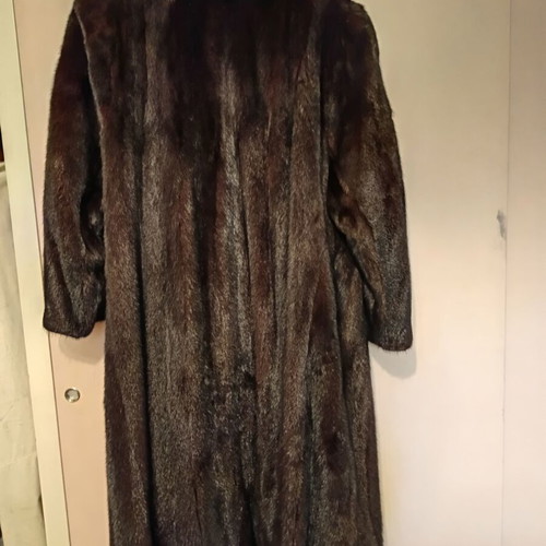 Genuine mink fur long coat like new, brown