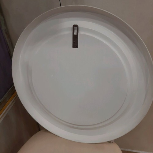Round mirror like new, 54 cm diameter, plastic frame