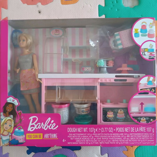 Barbie pastry shop new in box