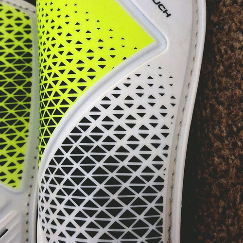 Pro Touch football shin guards used, 3D, comfortable fit