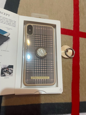 iPhone XS Max case ideal of Sweden plaid used with natural wear