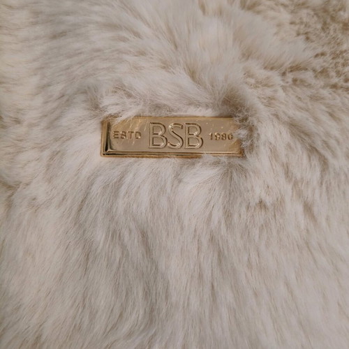 BSB fur shoulder bag new, beige with gold chain and detachable wallet