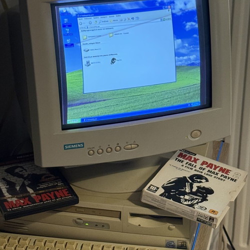 Siemens MCM 15P1 15" CRT Monitor