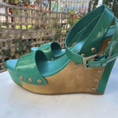 Ash green sandals like new, size 37, leather patent