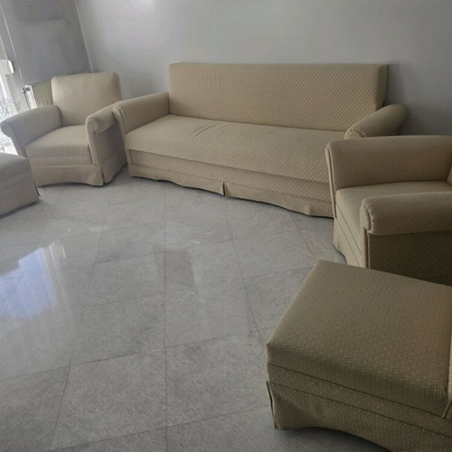Living room set with sofa and 4 armchairs used