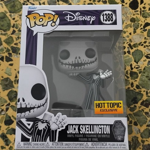 Funko Pop Disney Jack Skellington 1388 Hot Topic Exclusive new