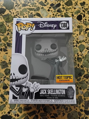 Funko Pop Disney Jack Skellington 1388 Hot Topic Exclusive new