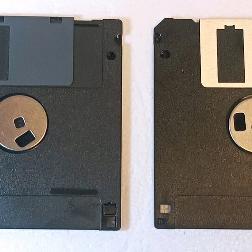 Floppy disks used, pack of 2