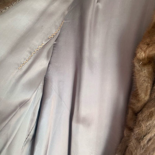 Mink fur coat like new, whole pelts, brown
