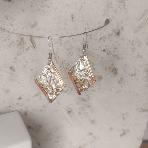 Silver plating dangling earrings like new, gold and silver colors