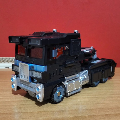 Transformers Siege Nemesis Prime Oversized KO 25cm like new with accessory