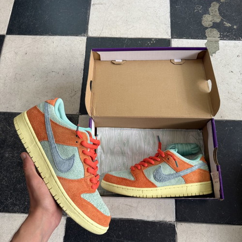 Nike SB Dunk Color Theory - Noise Aqua sneakers, size 42.5
