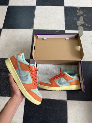 Nike SB Dunk Color Theory - Noise Aqua sneakers, size 42.5
