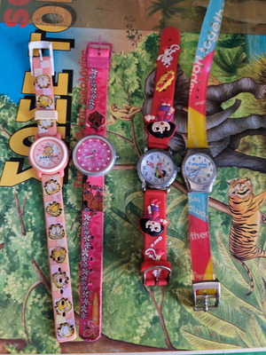 Girls' watches used, old collectible set