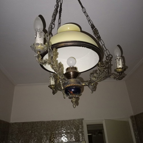 Ceiling light like new