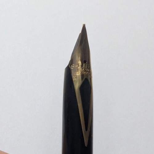 Sheaffer Targa Slimline 679s fountain pen used, black and gold