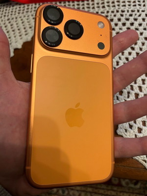 iPhone 17 Pro 256GB σαν καινούργιο, πορτοκαλί, 1 μηνός