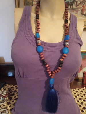 Wooden necklace with tassel
