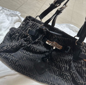 moschino