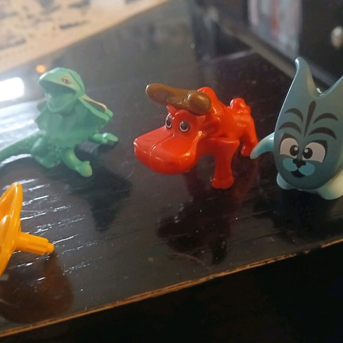 Kinder collectible figures like new, set of 7 pieces