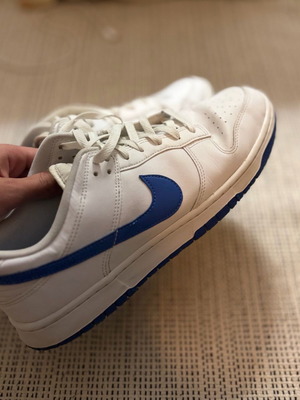 Nike Dunk Low White-Hyper Royal като нови, номер 46
