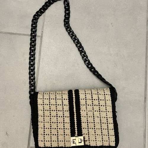 Handmade shoulder bag like new