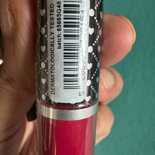 Dust + Cream Matte Liquid Lipstick new, shade #15, transfer proof