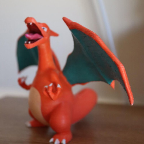 Charizard Pokémon 3D figure like new, hand-painted