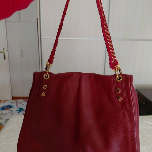 Leather shoulder bag Zara like new, red with gold chain