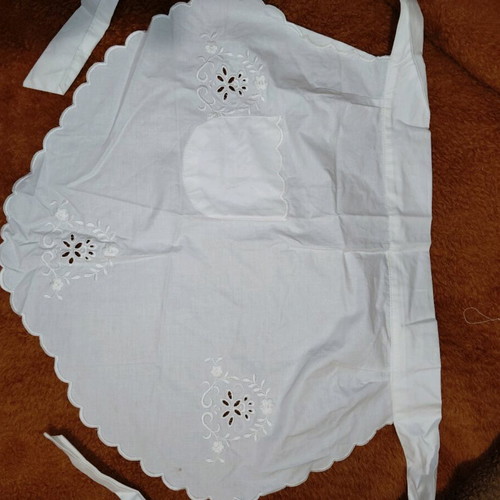 Aprons used, pack of 6 pieces