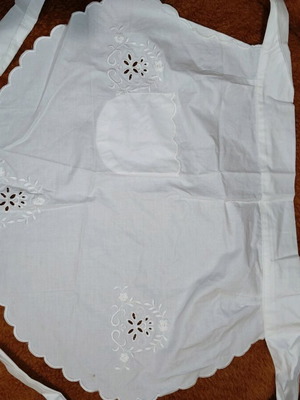 Aprons used, pack of 6 pieces