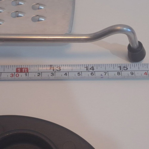 RÖSLE grater like new with wire handle and food residue holder