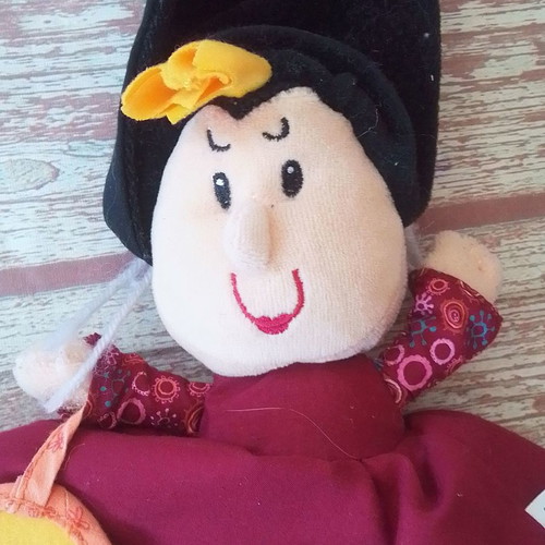 Lilliputiens three-faced plush doll used