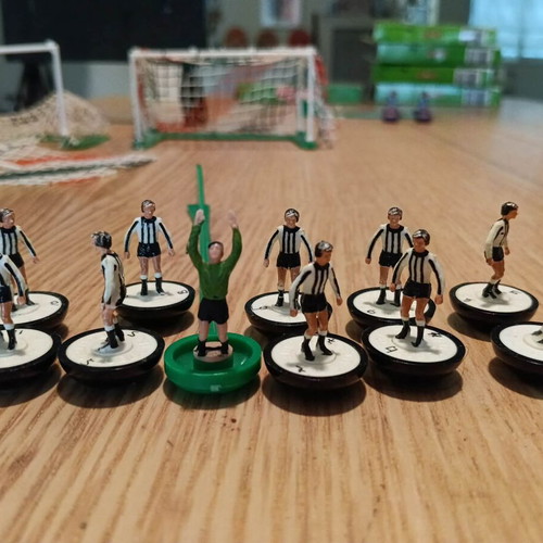 Subbuteo PAOK team used, missing one player