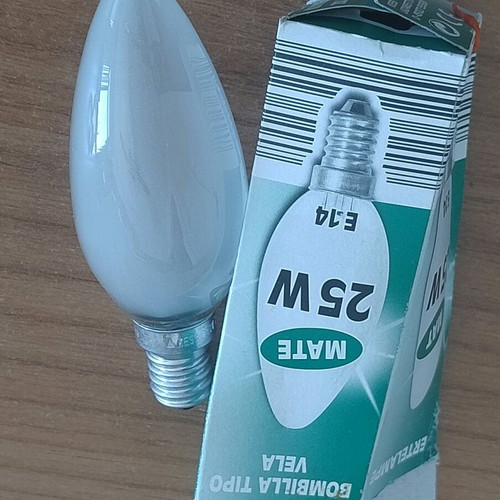 Mat 25W E14 Light Bulb like new