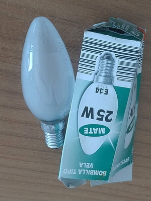 Mat 25W E14 Light Bulb like new